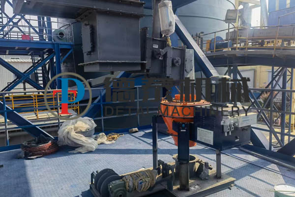 庫底粉料散裝機